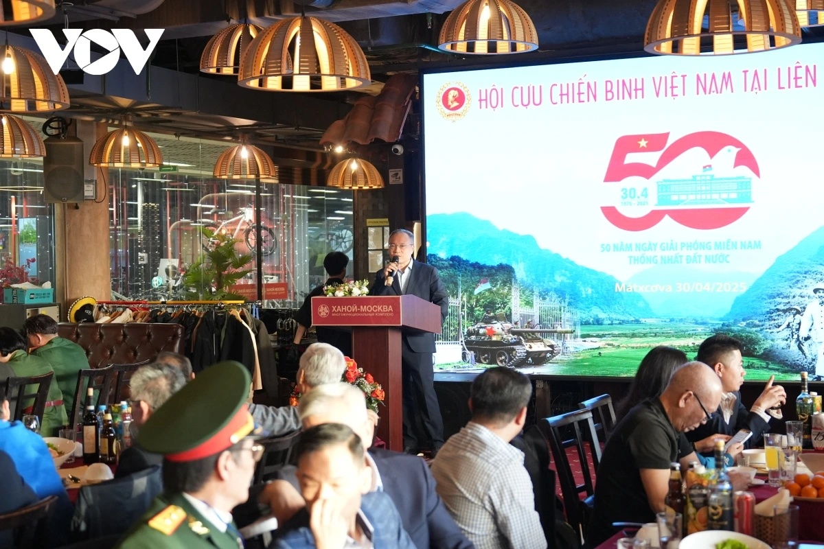 Hội cựu chiến binh Việt Nam tại Nga kỷ niệm 50 năm ngày thống nhất non sông